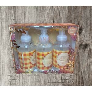 Livegreen fall foaming‎ hand soap trio pumpkin spice pumpkin apple honey almond
